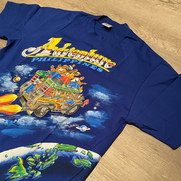 Dibuho Adventure Philippines Jeepney Hand Painted T-Shirt Men’s Size Large NWOT - Picture 2 of 5